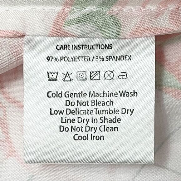 Bella Descanso Queen of Hearts Slip Dress Size Medium Pink Satin Chemise Nightie - Picture 10 of 11